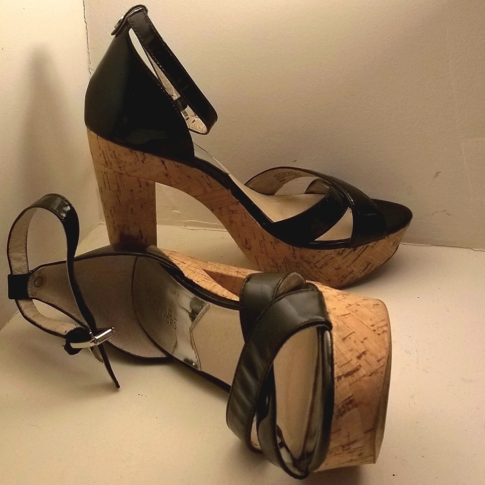 Michael Kors Plarform Sandals